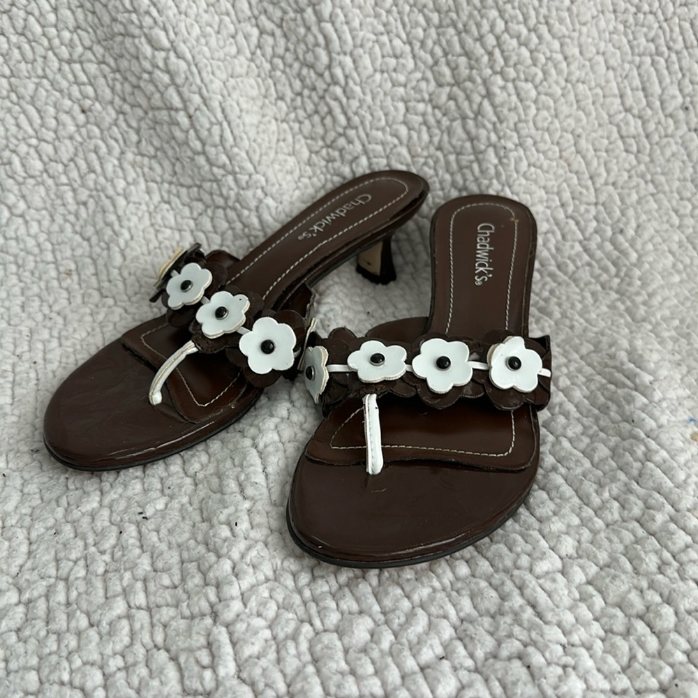 Brown kitten heels